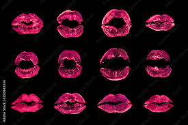 pink lipstick kiss print set black