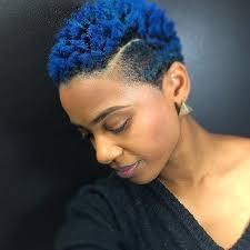 The blue highlights can give a cooler and fresher look to this pretty blond curly hair. 80 Most Inspiring Natural Hairstyles For Short Hair The Right Hairstyles For You Natural Hair Styles Hair Styles Blue Natural Hair