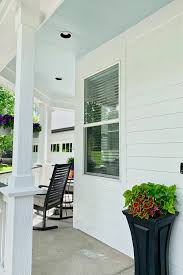 white farmhouse exterior paint colors