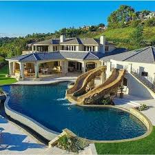Dream house with huge pool & waterslides | Mansions, Luxury homes dream  houses, Luxury swimming pools gambar png