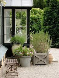 French Country Terrace Décor Ideas