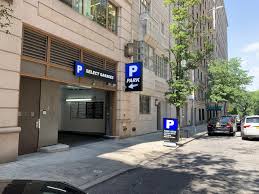 When you search online for the best parking in new york, parkwhiz has 1000s of options. Manhattan Parking Find Book Parking In Manhattan Garages