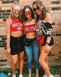 Reality i was getting tired of seeing the same clothes every day, so i. 10 Adorable Gameday Outfits At Ohio State University Society19 College Gameday Outfits College Tailgate Outfit Tcu Gameday Outfit