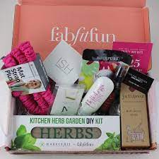 Fabfitfun Spring 2016 Subscription Box