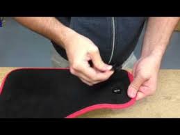 clip retainer for floor mats
