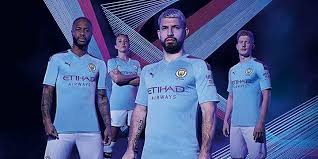 Entdecke manchester city trikots, jacken, shirts, hosen, bälle und mehr. Manchester City Trikots Finde Dein Man City Trikot Bei Unisport
