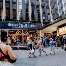 madison square garden wants to stay put