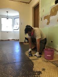 how to lay sheet vinyl flooring in a