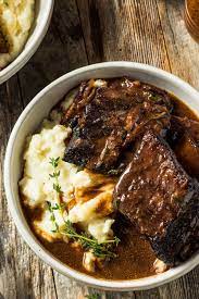 braised beef short ribs with red wine