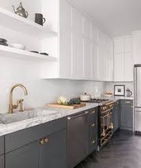 27 two tone kitchen cabinets (stylish design ideas) here is our gallery of two tone kitchen cabinets featuring a variety of design styles. 7 Trends Two Tone Kitchen Cabinets Ideas For 2018 Two Tone Kitchen Cabinets Ideas Farmhouse Grey Kitchen Cabinet Design Kitchen Design New Kitchen Cabinets