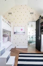 girls bunk room with gold dots