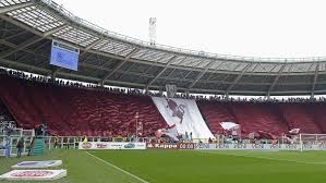 Costruito nel 1933 con il nome di stadio municipale benito mussolini, oggi è intitolato al. Stadio Olimpico Grande Torino Italy Where