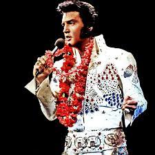 Wie Elvis Presley im weißen Overall das ...