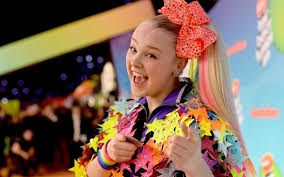 Jojo siwa and her gigantic colorful bows took the internet by storm and turned her into a teen phenomenon. What Is Jojo Siwa Net Worth In 2021 Here S The Complete Breakdown Idol Persona