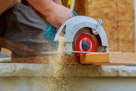 how to safely use a worm drive circular saw