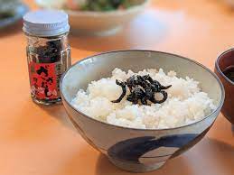 世界に誇る昆虫食！ 「ざざ虫」は天竜川が育んだ「おいしい」食文化 | 長野伊那谷観光局