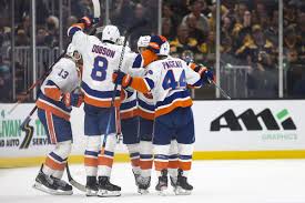 Islanders win last home game to continue playoff push. Islanders 5 Bruins 4 Barzal Palmieri Bailey Eberle And Nelson Score In Game 5 Win Over Boston Lighthouse Hockey