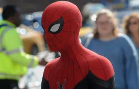 Homecoming will hit theaters on july 7. Tom Holland Debuts New Spider Man Suit In Surprise Kimmel Appearance Complex
