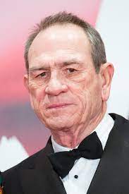 File:Tommy Lee Jones the Jury President at Opening Ceremony of the Tokyo  International Film Festival 2017 (26331352838).jpg - Wikimedia Commons
