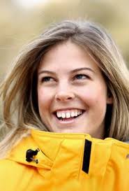 Bright started her professional career as a downhill ski racer. Torah Bright Australian Oly Australian Olympic Committee