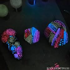 Free shipping on orders over $25 shipped by amazon. How To Make Glow In The Dark Painted Rocks Rock Painting 101