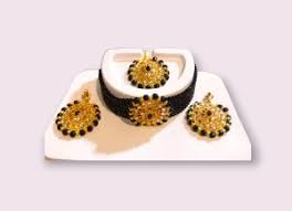 tanishq stone black jewellery set