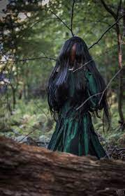 Ringu Girl - A Life-Size Scary Halloween Prop - The Navage Patch | Halloween  props scary, Halloween props, Scary halloween decorations diy