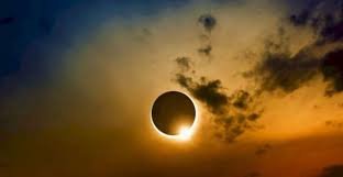 O eclipsă de soare inelară va avea loc la 10 iunie 2021. Re N8nv5rrh2xm