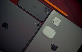 apple in 2020 wireless charging mat