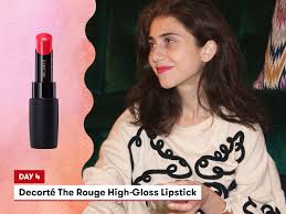 wore red lipstick