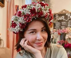 flower crowns a brief history of