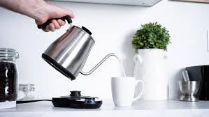 Best Electric Kettles Canada Reviewed