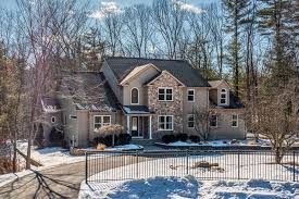 27 skyline dr east longmeadow ma