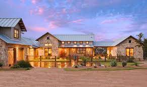 Rustic Ranch House Designed For Family