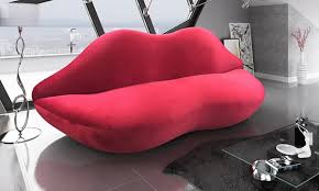 monroe lips sofa groupon