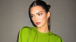 kendall jenner paired a grinchy green