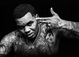 Jan 21, 2019 · the first glimpse you get of the estate is are the understated and highly secure front gates. Kevin Gates Height Age Bio Wife Net Worth Wiki