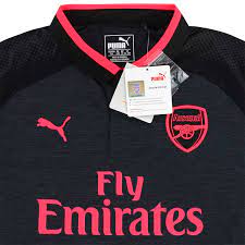 Arsenal have unveiled their third kit for the 2017/18 season. 2017 18 Arsenal Third Shirt Bnib Boys Classic Retro Vintage Football Shirts