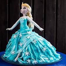 Elsa Doll Birthday Cake gambar png