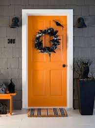 29 easy diy halloween door decorations