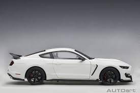 Can't wait for the giugiaro mustang? Ford Mustang Shelby Gt 350r Oxford White With Lightning Blue Stripes Autoart
