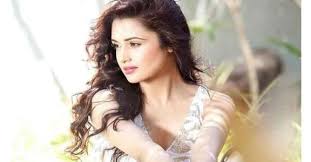 Yuvika chaudhary (born 2 august 1983) is an indian actress who has appeared in bollywood films such as om shanti om, summer 2007 and toh baat pakki!. Om Shanti Om Actress Yuvika Chaudhary Turns Fashion Entrepreneur Lifestyle Fashion English Manorama