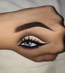 hand makeup might be the most genius