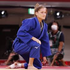 Fabienne kocher est une judoka suisse, née le 13 juin 1993. Qsbxo6wg6wn3um