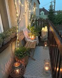 way to decorate small balcony with 5