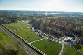 Arlington national cemetery is a military cemetery made up of 624 acres of land. Arlington National Cemetery S 27 Acre Expansion Adds 10 Years To Its Life