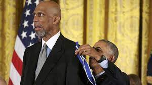 President obama awards the medal of freedom to bill and melinda gatesthe presidential medal of freedom is the nation's highest civilian honor, presented to. Hanks De Niro Gates And More Handed Top Award From Obama Video Dailymotion