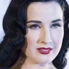 20 marc jacobs muses (and beauty rebels!) who stole our hearts. Dita Von Teese Verzichtet Nie Auf Make Up Stars