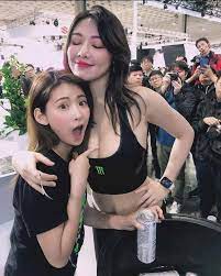 Girl staring at monster model's boobs (another dude's got removed) :  r/MemeTemplatesOfficial