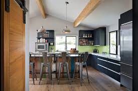 reclaimed wood to your kitchen